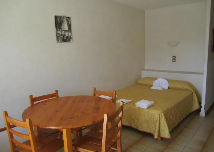 Апарт-отель Appart'Hotel Saint Francois 3*